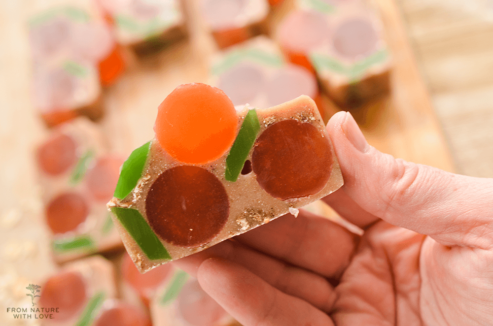 How to make Apricot Oatmeal Glycerin Soap Bars - a sweet cinnamon melt and pour soap with whimsical apricot shapes