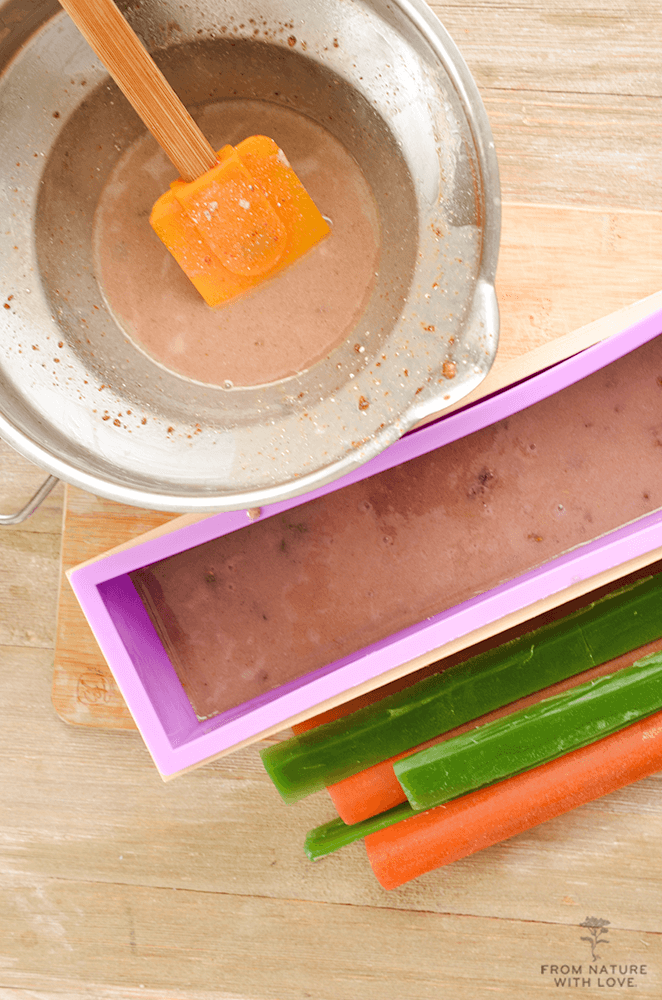 How to make Apricot Oatmeal Glycerin Soaps - a sweet cinnamon melt and pour soap with whimsical apricot shapes