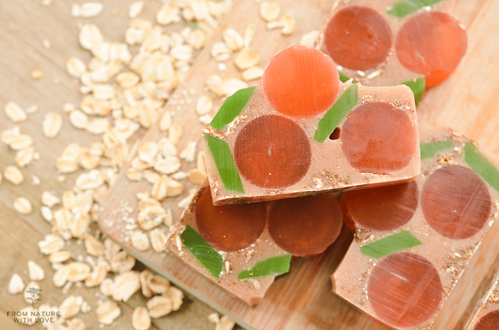 How to make Apricot Oatmeal Glycerin Soap Bars - a sweet cinnamon melt and pour soap with whimsical apricot shapes